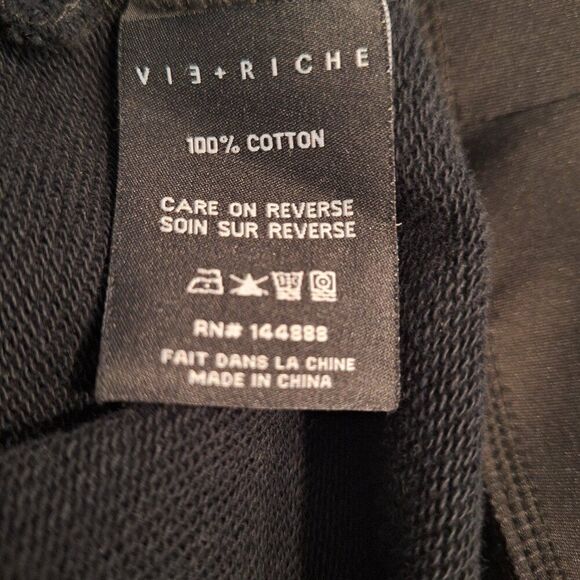 Vie-Riche Famous Embroidered sweater‎ size M - Picture 4 of 6